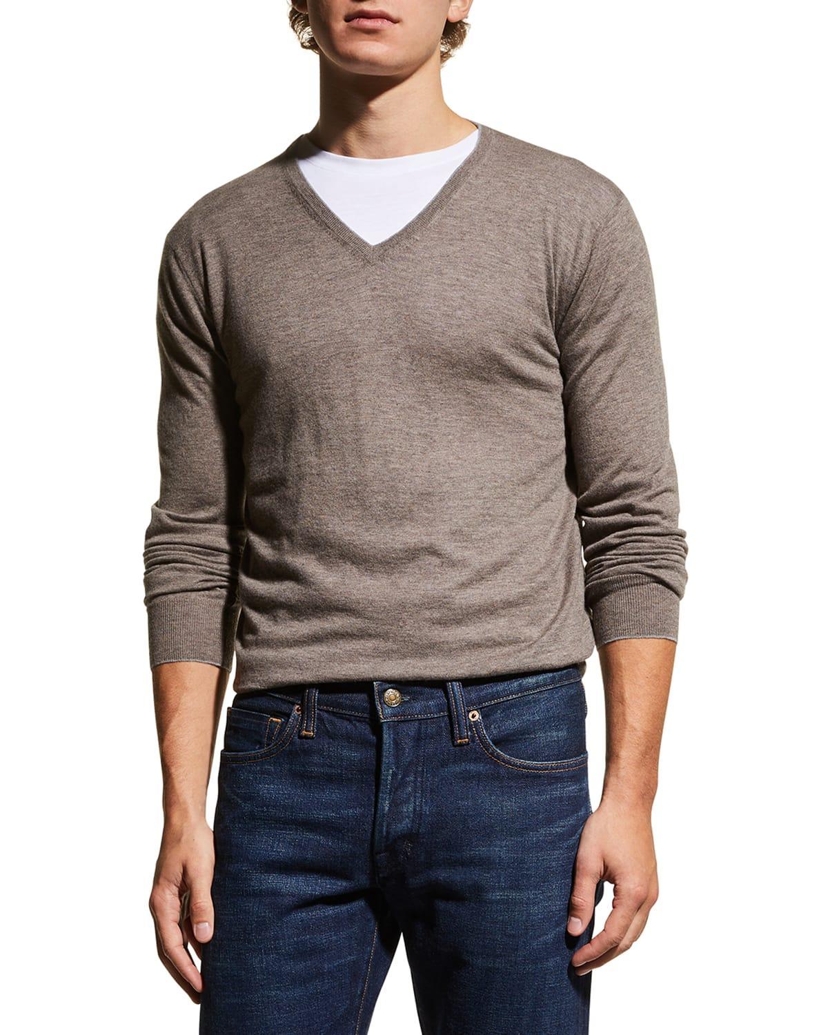 Mens Extra Lightweight Wool-Cashmere V-Neck Sweater Product Image