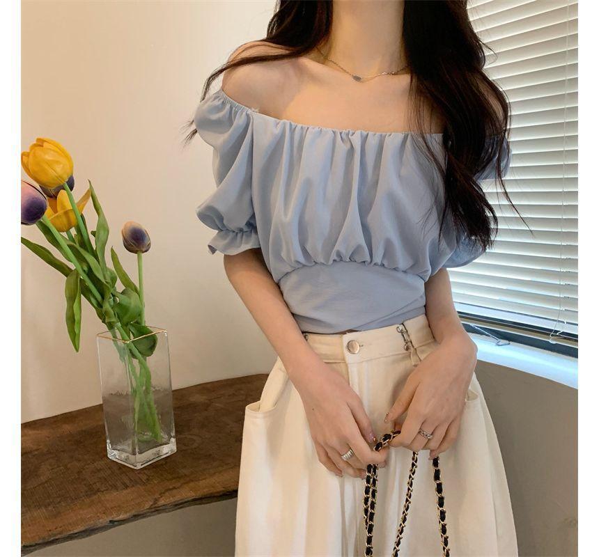 Short-Sleeve Scoop Neck Plain Crop Blouse Product Image