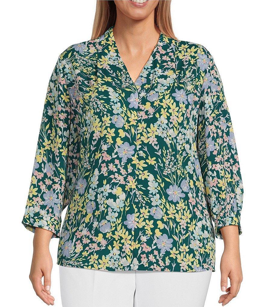 Investments Plus Size Caroline Signature Pastel Garden V-Neck 3/4 Sleeve Button Front Top Product Image