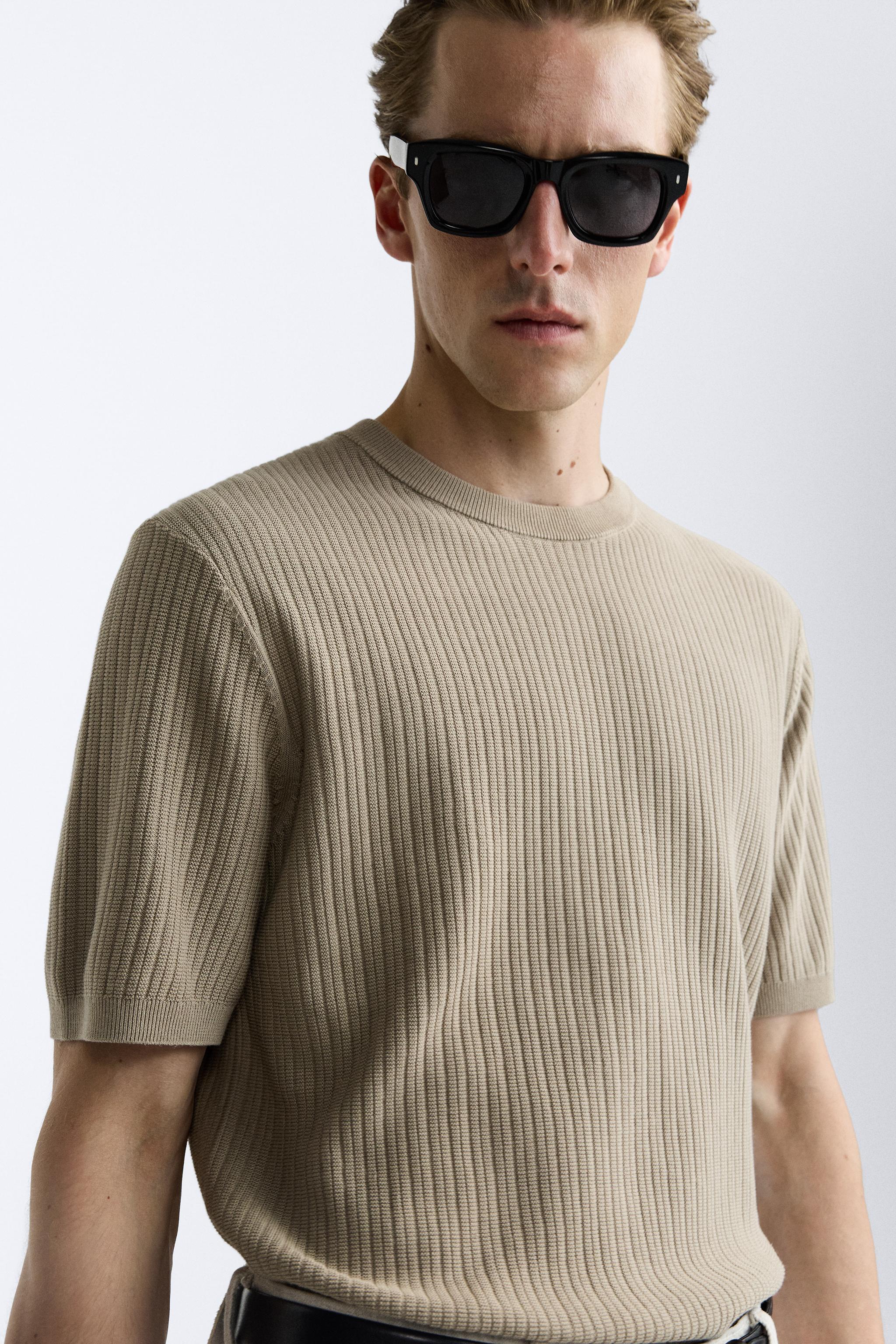 RIBBED KNIT T-SHIRT Product Image