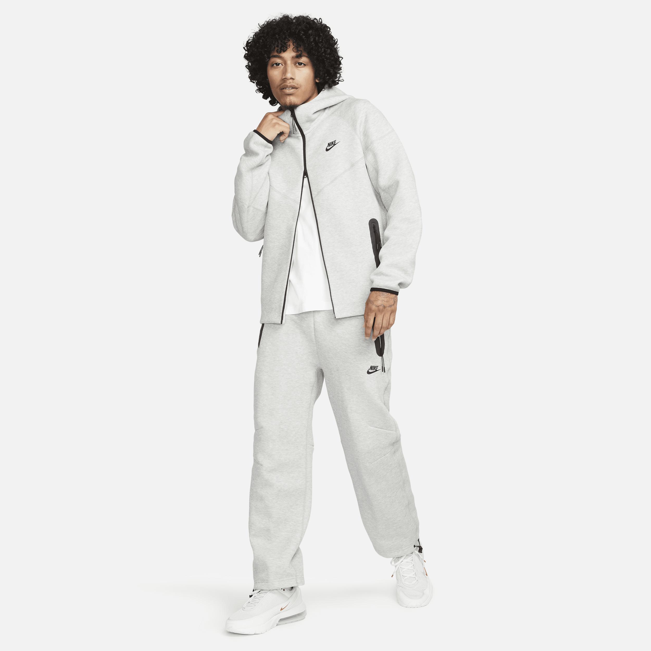 Men's Nike Sportswear Tech Fleece Open-Hem Sweatpants Product Image