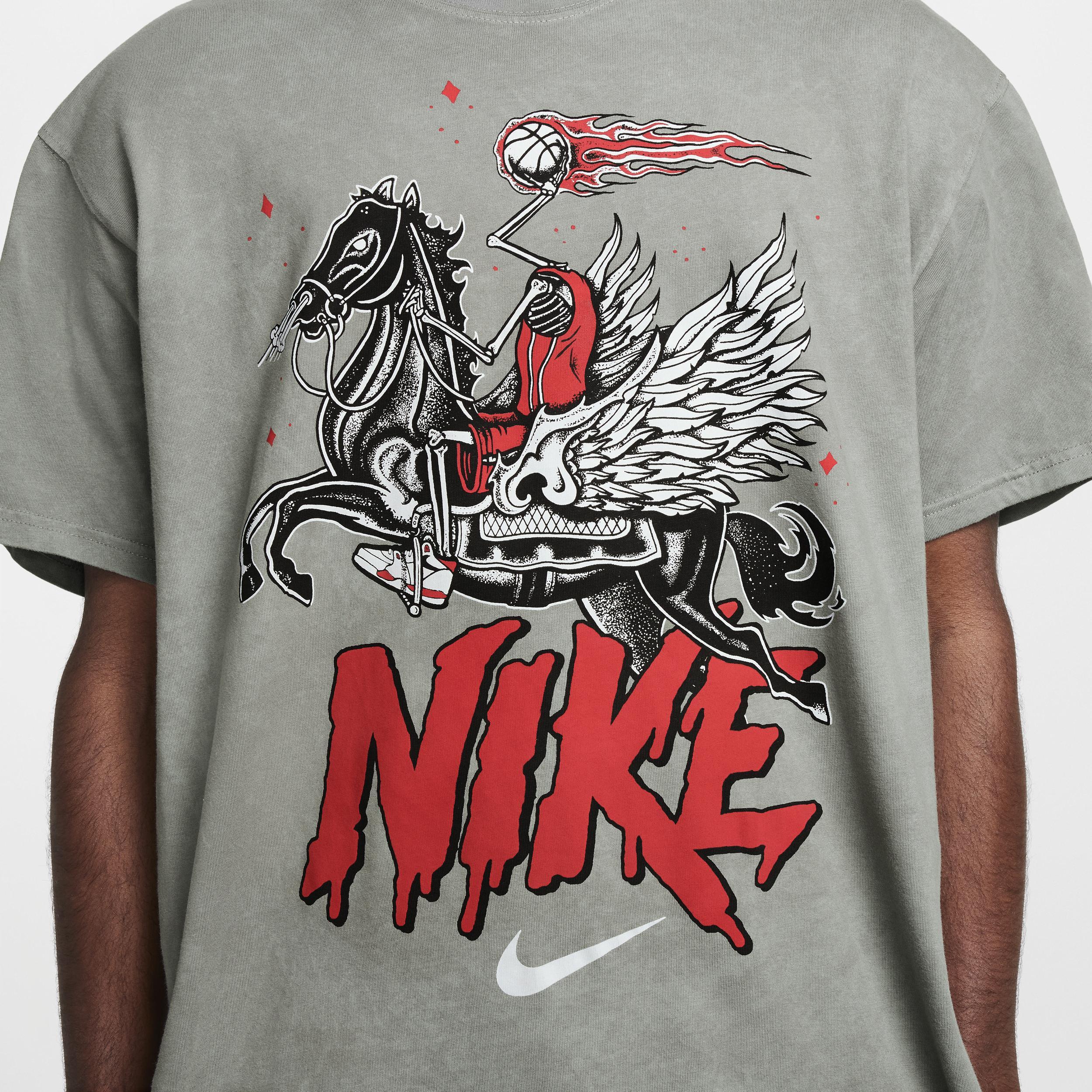 Nike Men's Max90 Basketball T-Shirt Product Image