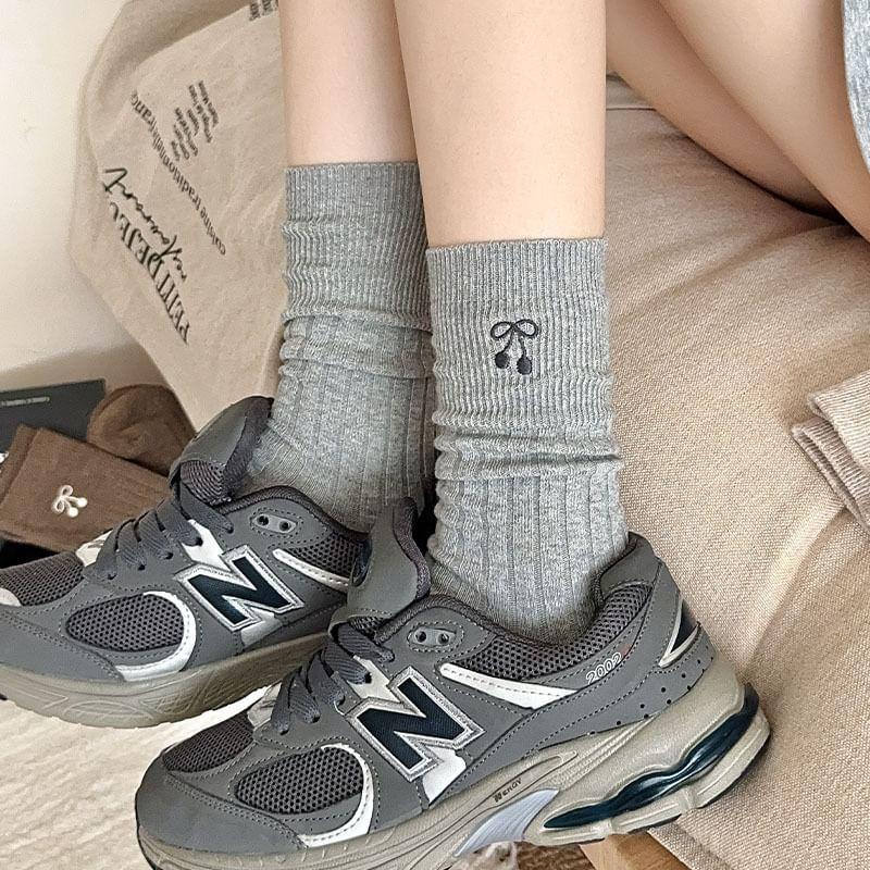 Bow Embroidered Socks Product Image