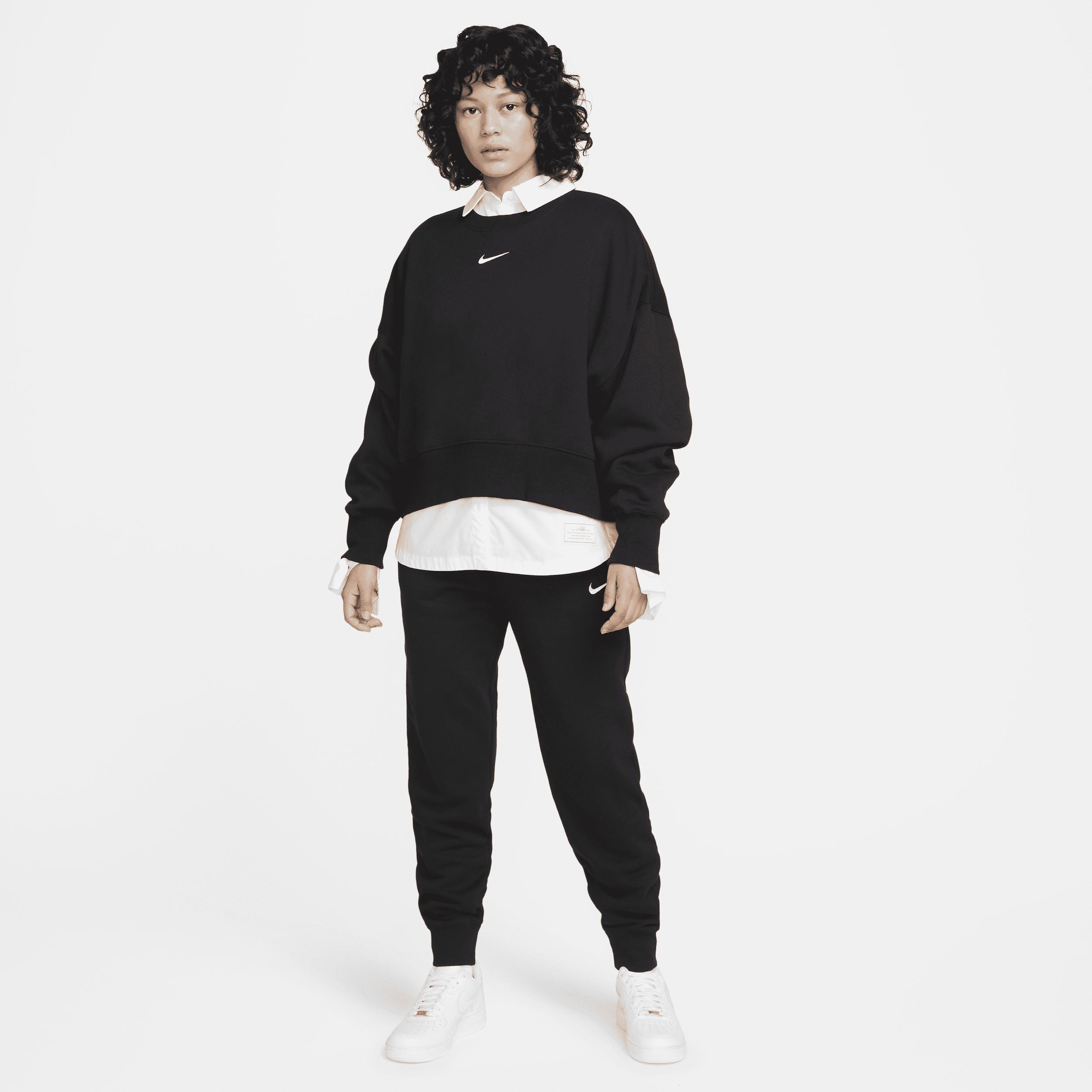 Nike Phoenix fleece super oversized sweatshirt in black Product Image