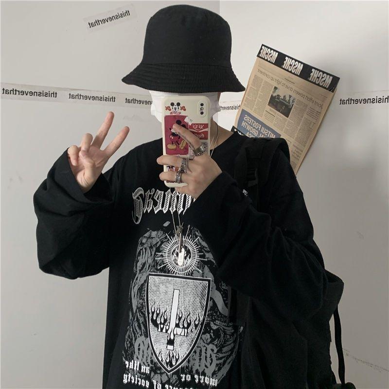 Long Sleeve Crew Neck Graphic Print Oversized T-Shirt Product Image