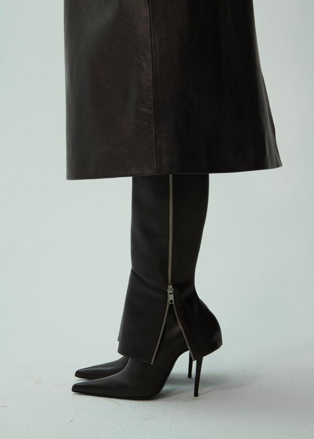 Exposed zipper boots in brown leather Product Image