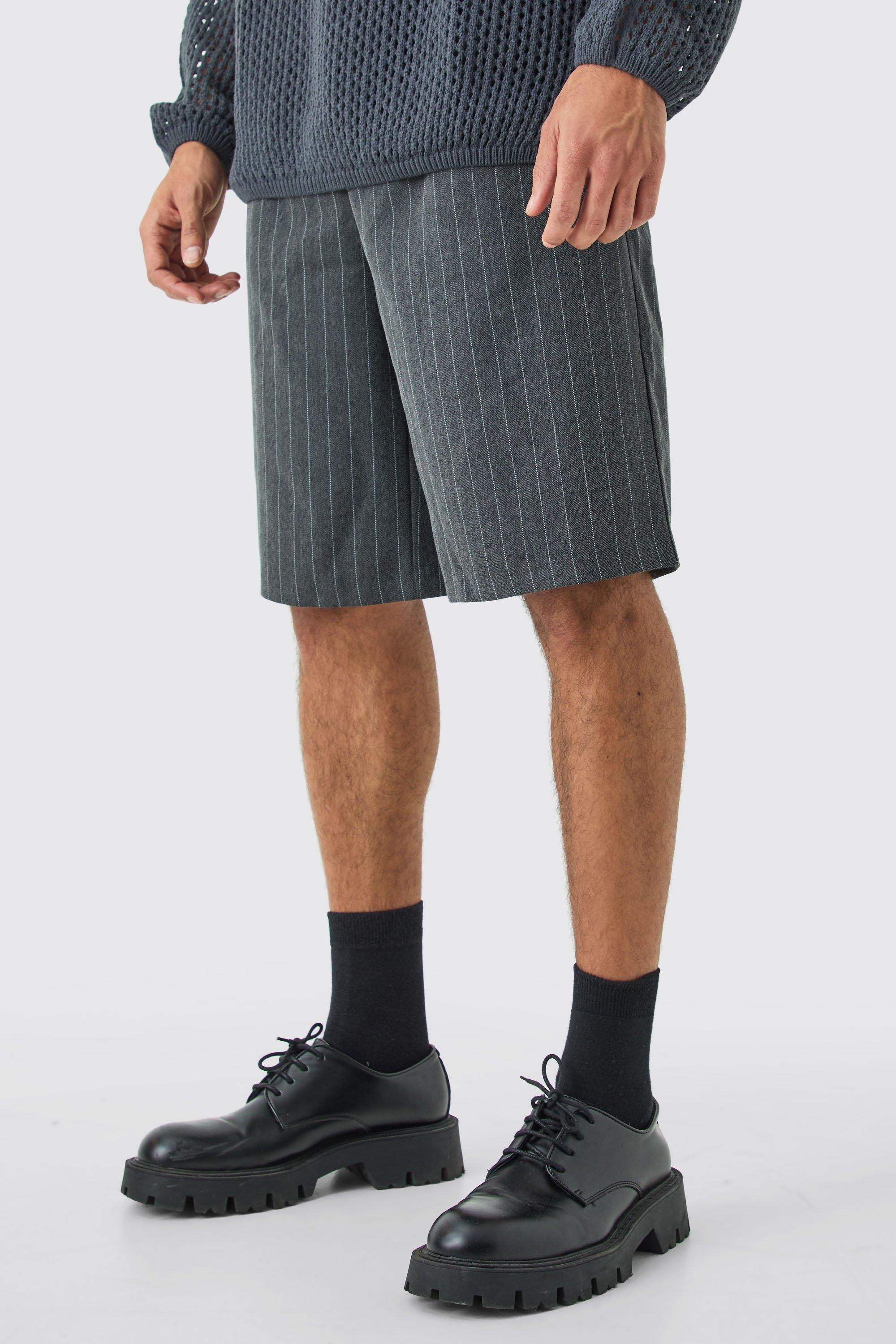 Wide Leg Tailored Pleated Jort | boohooMAN USA Product Image