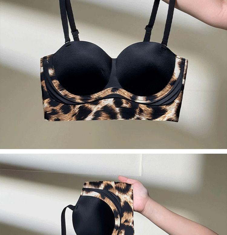 Patterned Wireless Bra Product Image