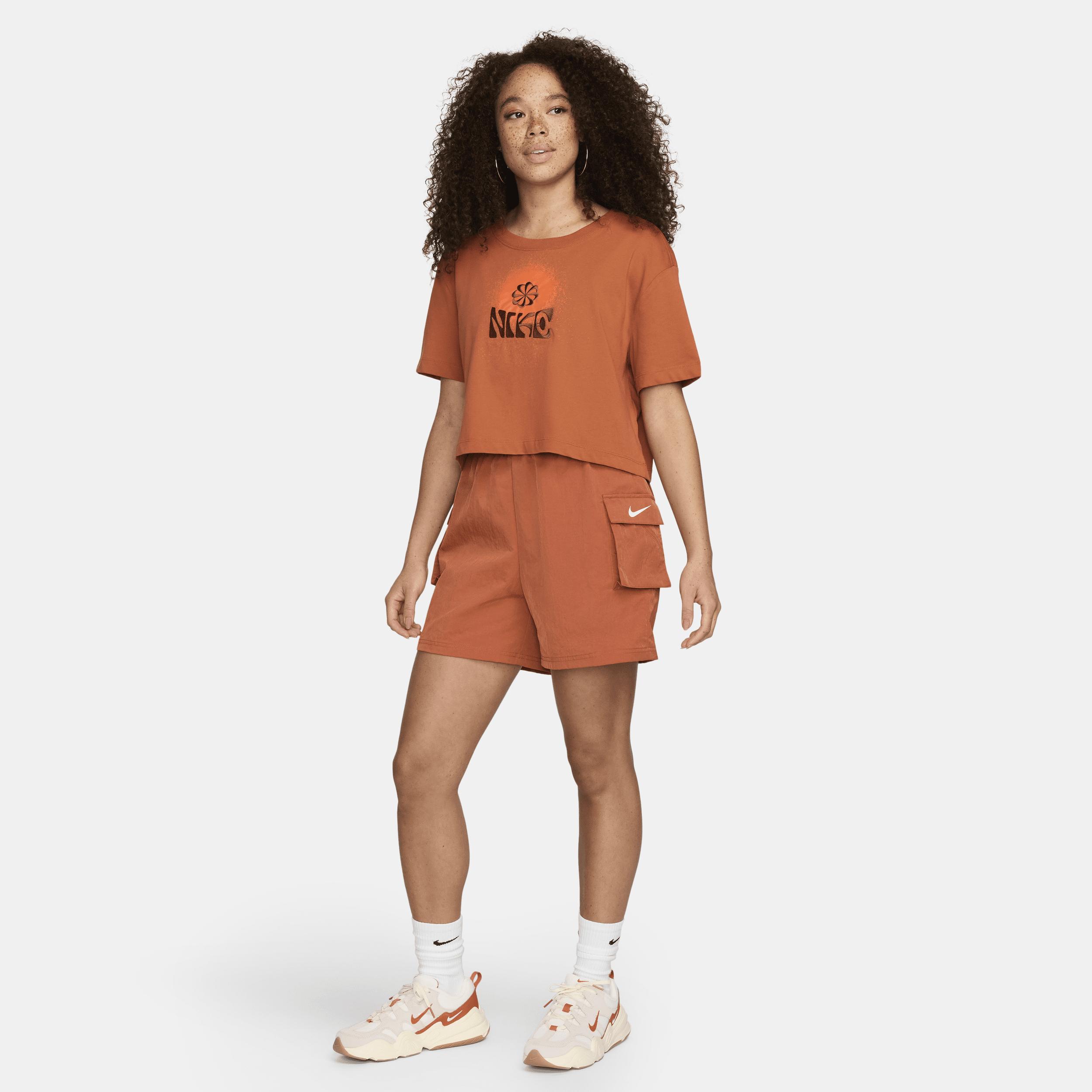 Womens Nike Sportswear Essential Woven High-Rise Shorts Product Image