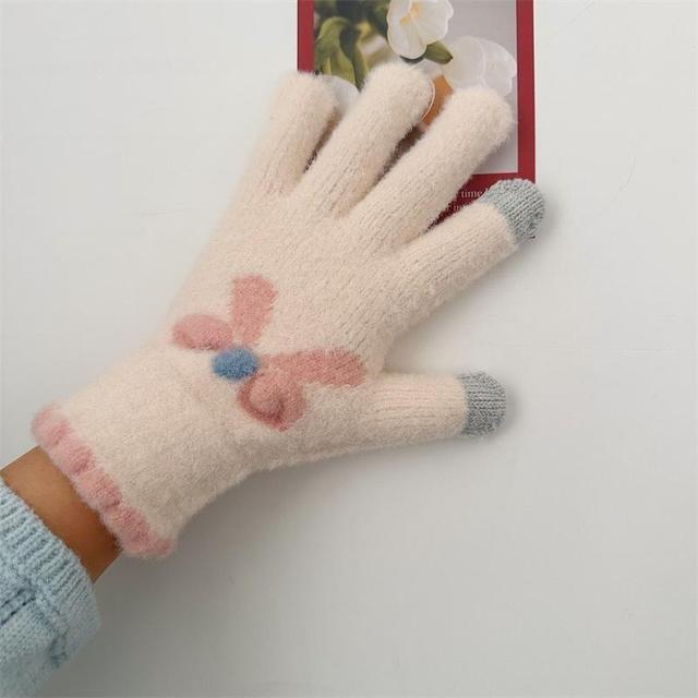 Bow Print Knit Gloves Product Image