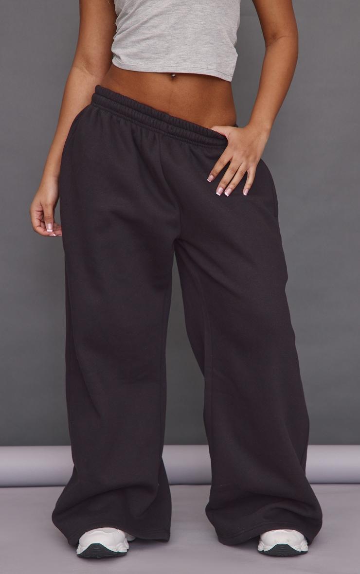 Petite Black Super Wide Leg Elasticated Waist Sweatpants Product Image