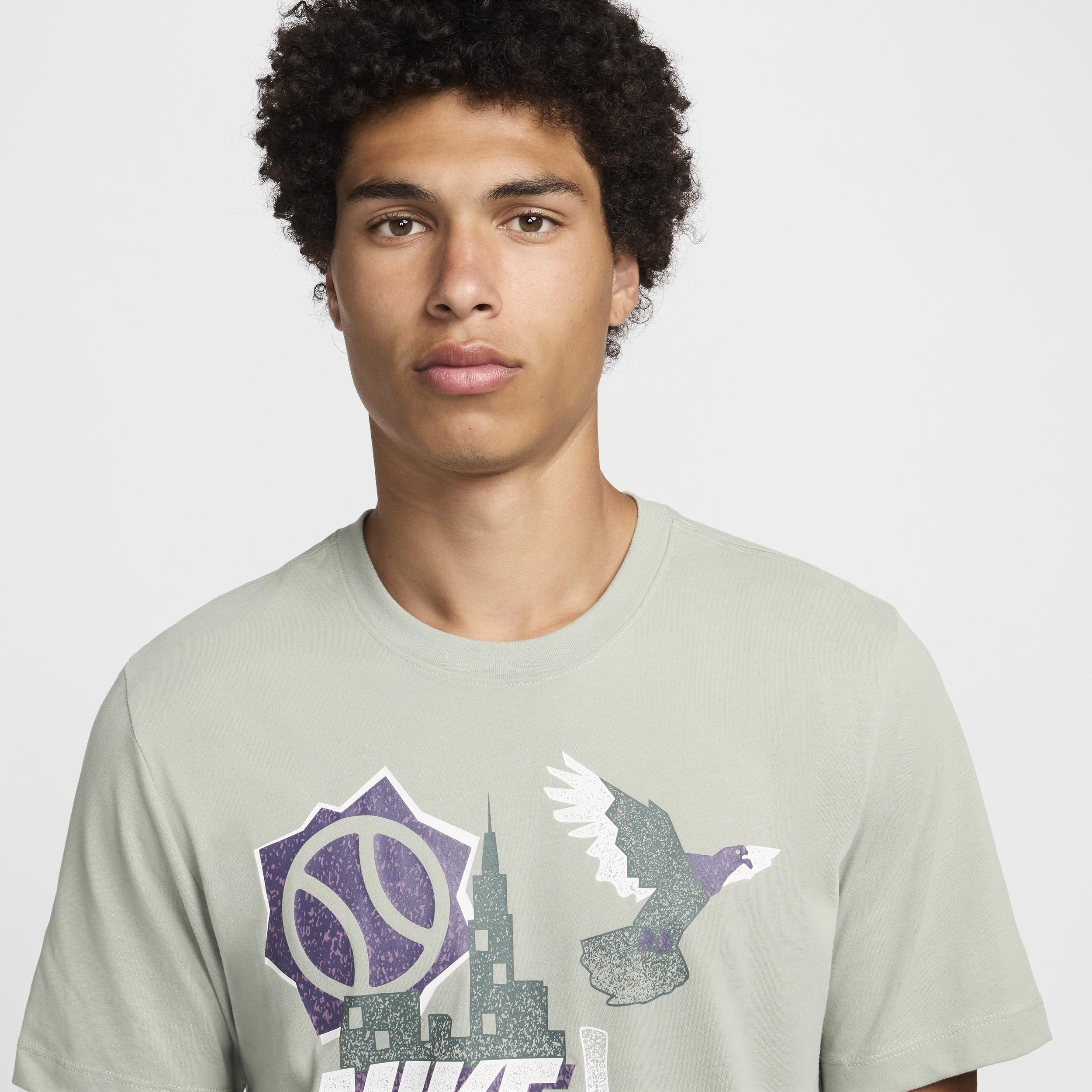 NikeCourt Men's Dri-FIT Tennis T-Shirt Product Image