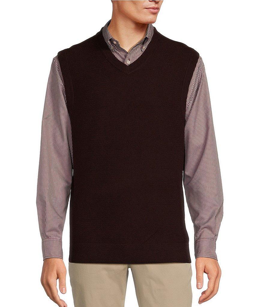 Roundtree & Yorke V-Neck Sleeveless Solid Sweater Vest Product Image