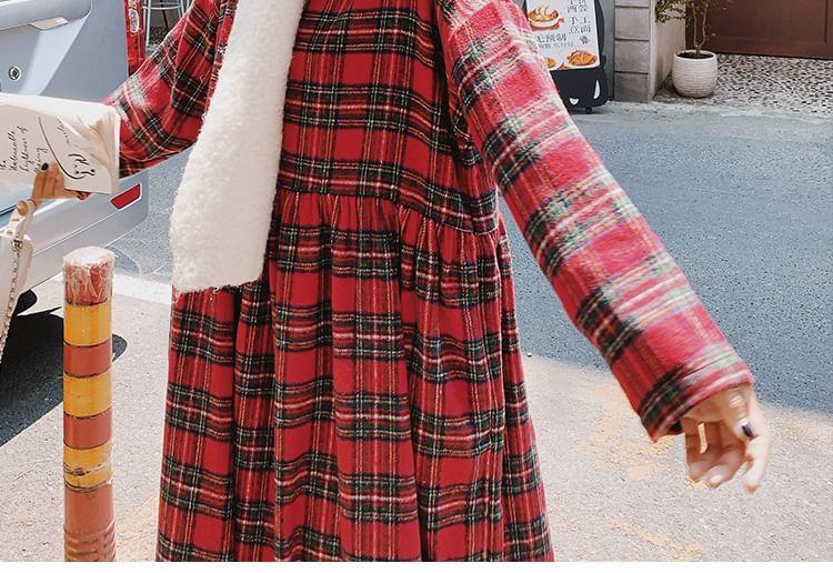 Long-Sleeve Round Neck Plaid Midi Tunic Dress Product Image