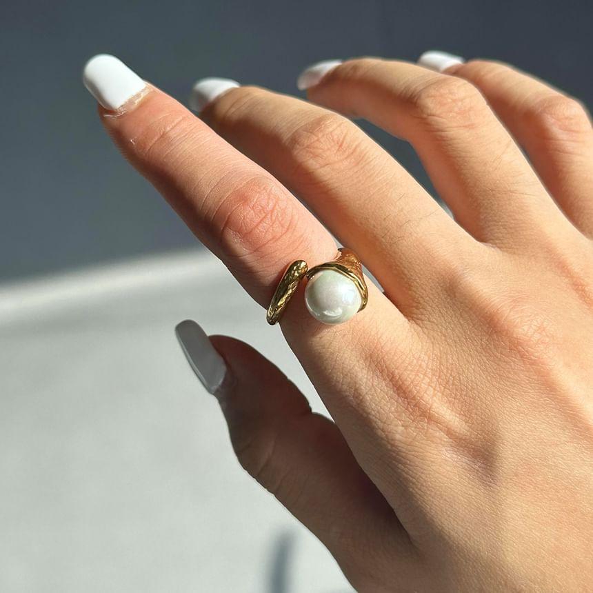 Faux Pearl Ring Product Image