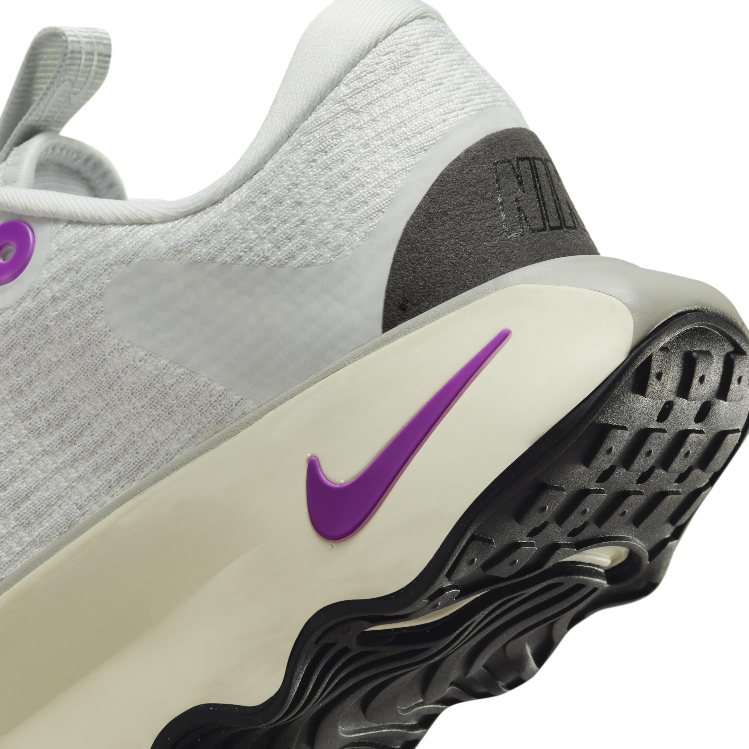 Nike Women's Motiva Walking Shoes Product Image