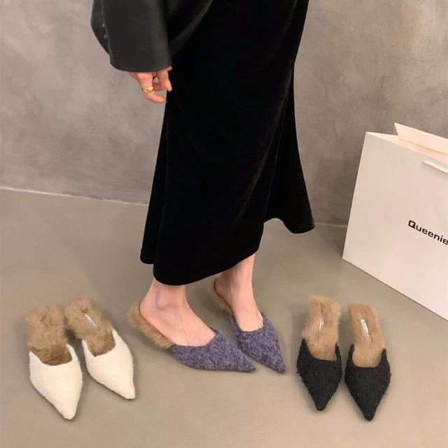 Chunky Heel Pointed Toe Fleece-Lined Mules Product Image