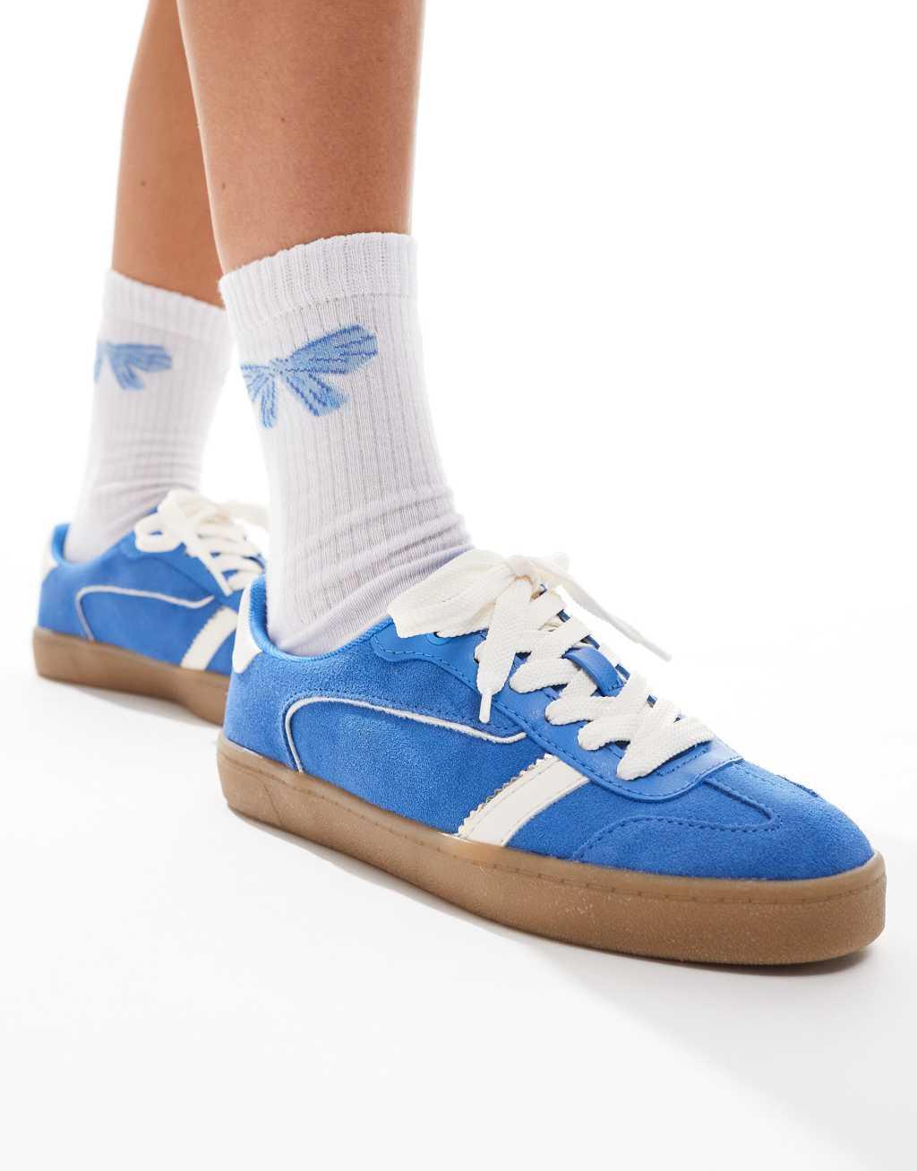 Stradivarius sneakers in blue Product Image