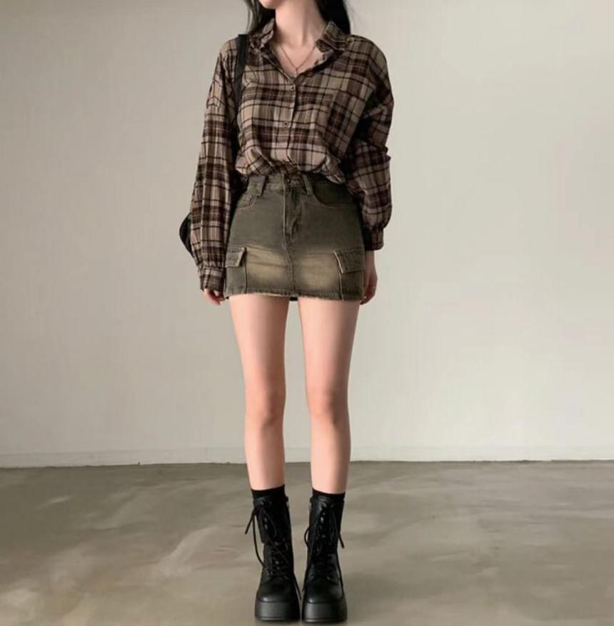 Long-Sleeve Plaid Shirt Product Image