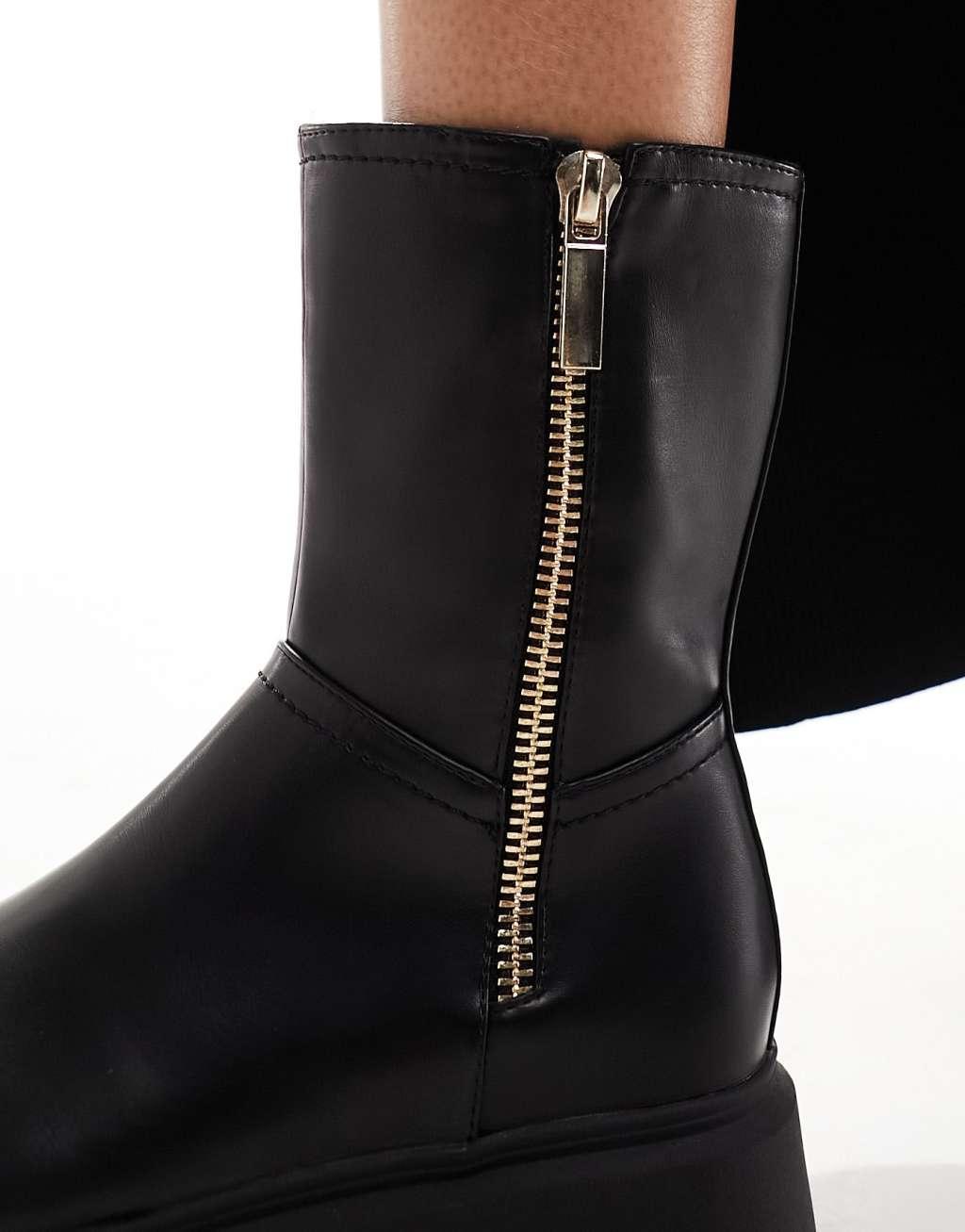 ASOS DESIGN Wide Fit Amalfi zip up moto boots in black Product Image