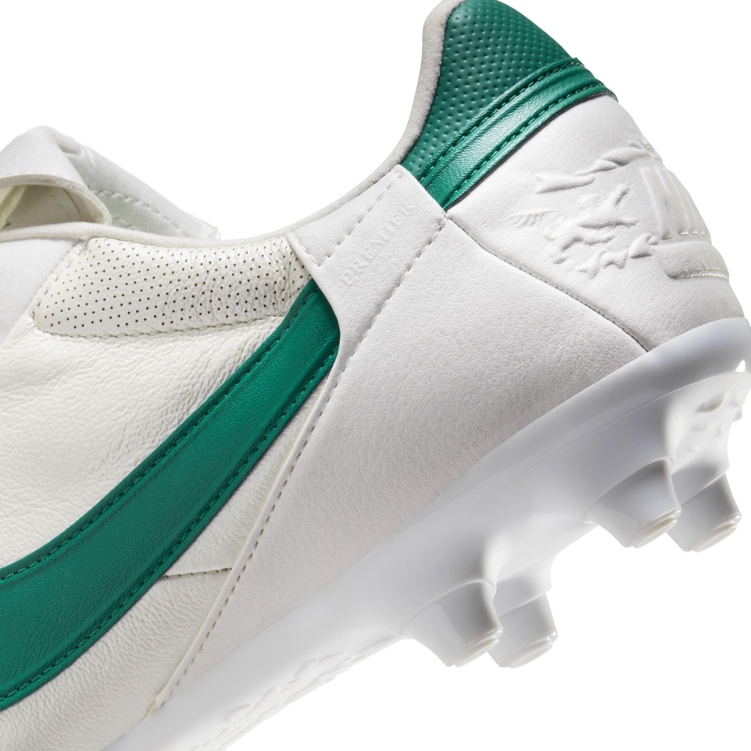 Nike Men's Premier 3 FG Low-Top Soccer Cleats Product Image