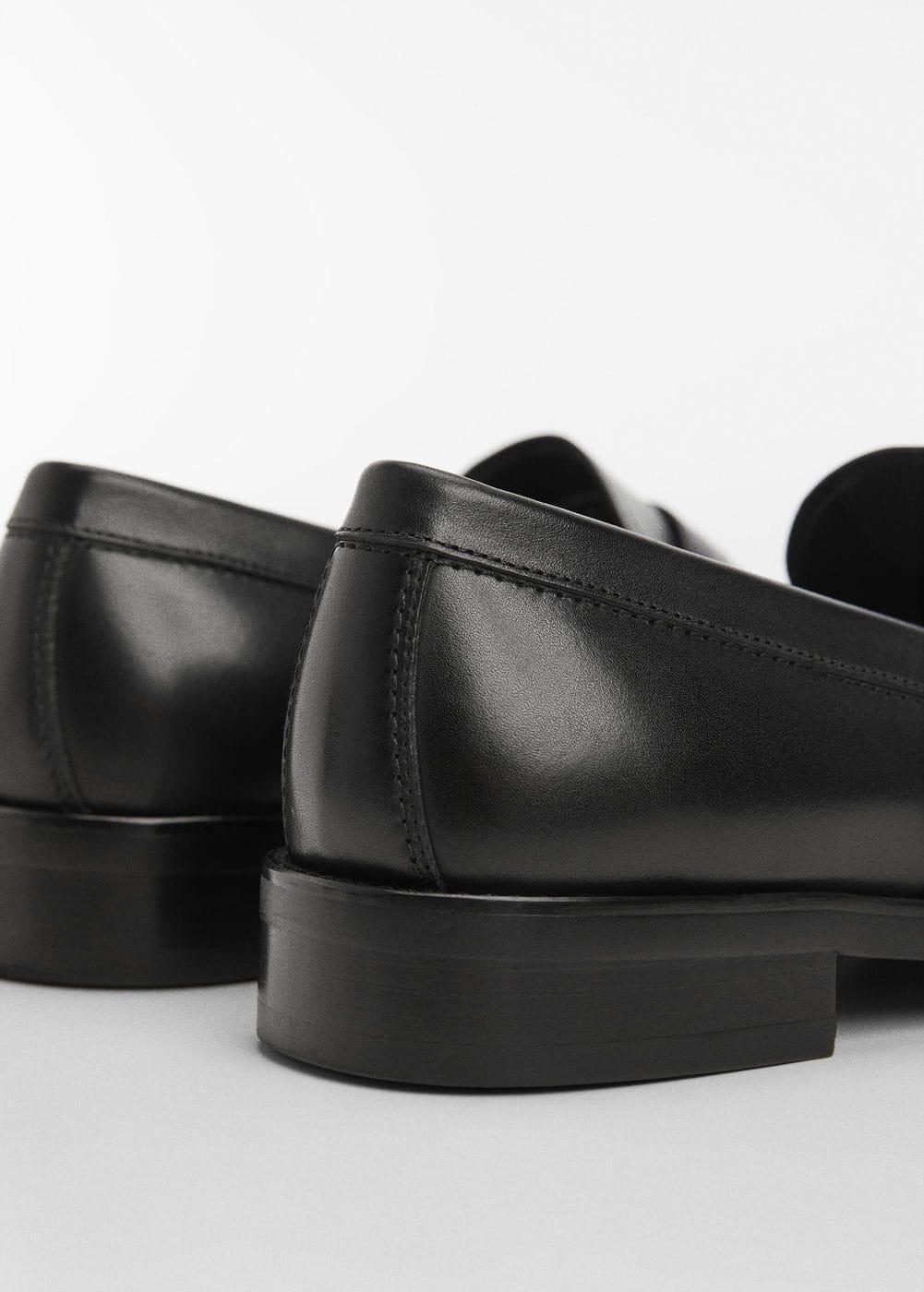 MANGO MAN - Aged-leather loafers blackMen Product Image