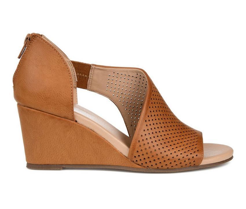 Women's Journee Collection Aretha Wedges Product Image