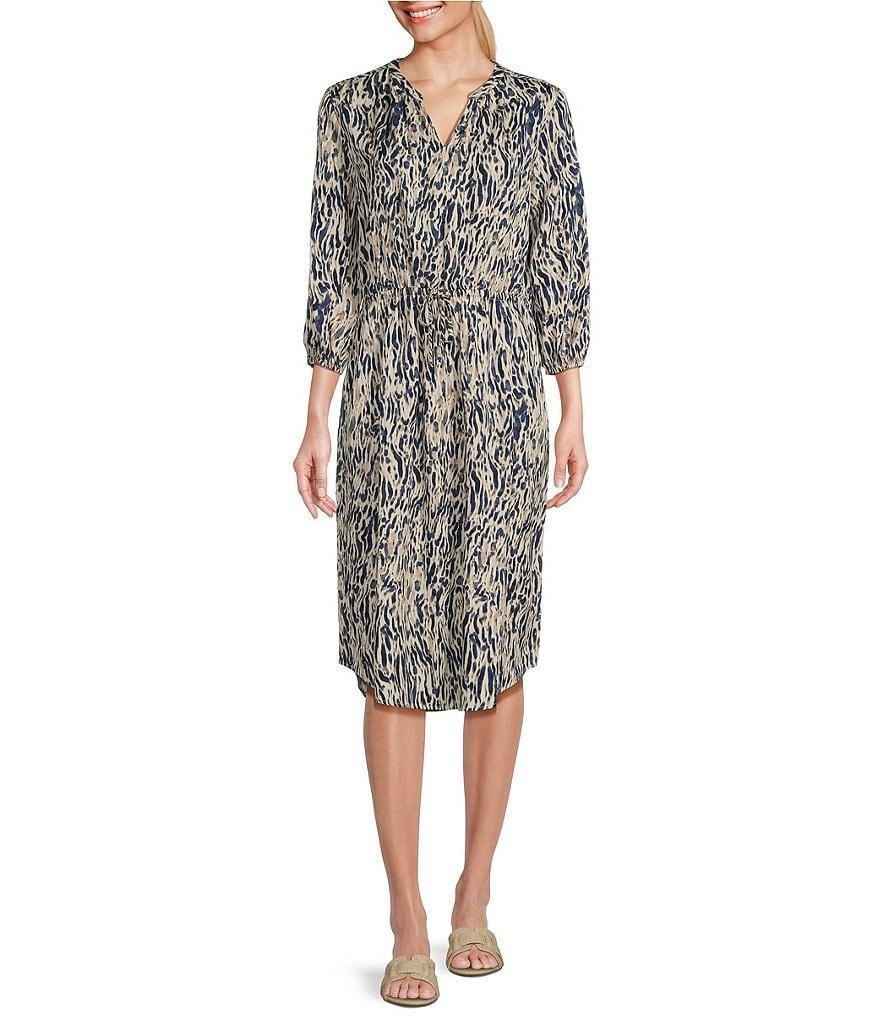 Westbound Woven Sandy Tides Print V-Neck 3/4 Sleeve Midi Dress Product Image