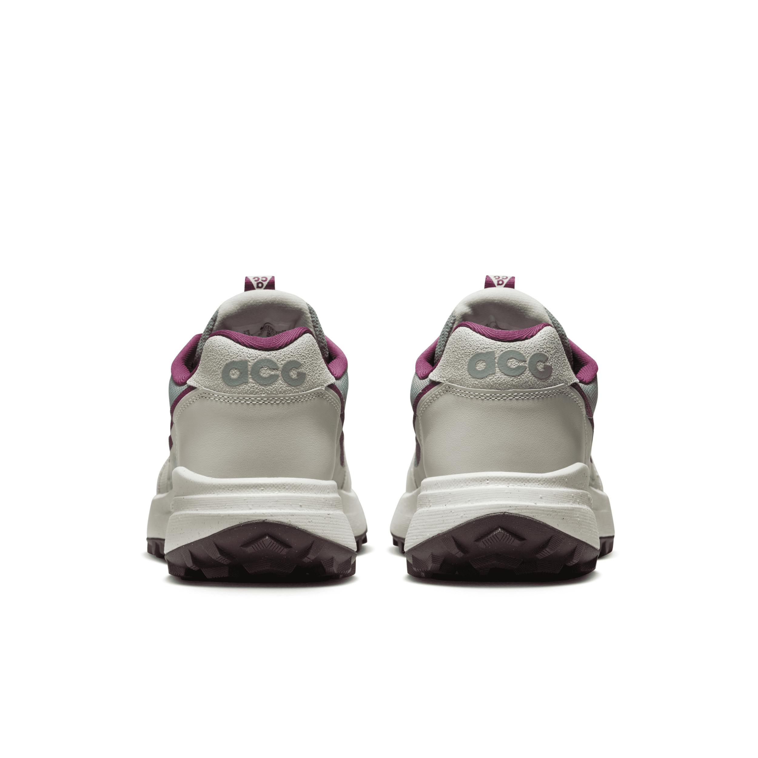 Men's Nike ACG Lowcate Shoes Product Image