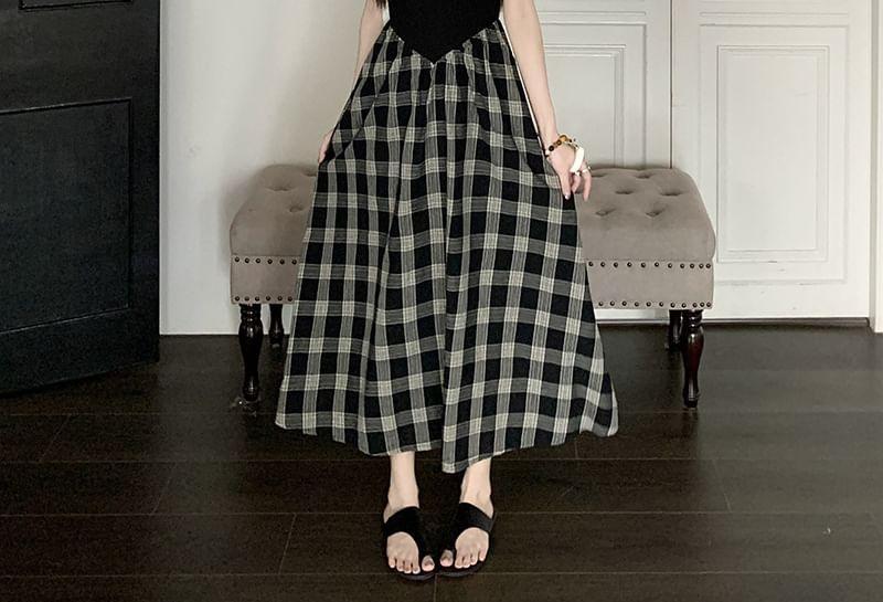 Sleeveless Crew Neck Plaid Panel Maxi A-Line Dress Product Image