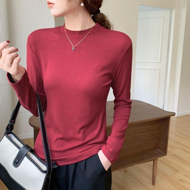 Long-Sleeve Mock Neck Plain Slim Fit T-Shirt Product Image