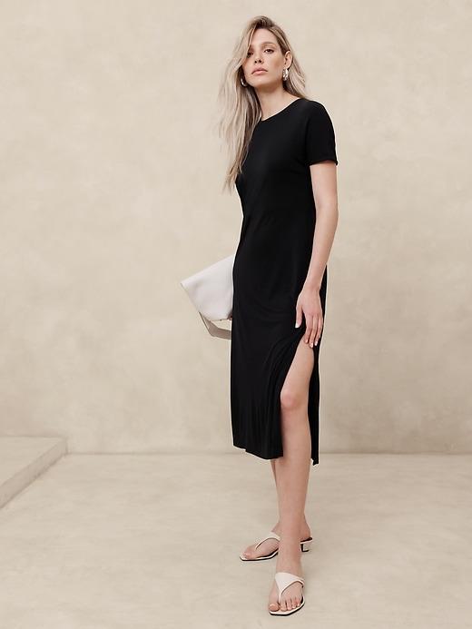 Crepe Midi T-Shirt Dress Product Image