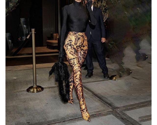 High Waist Leopard Print Tights Product Image