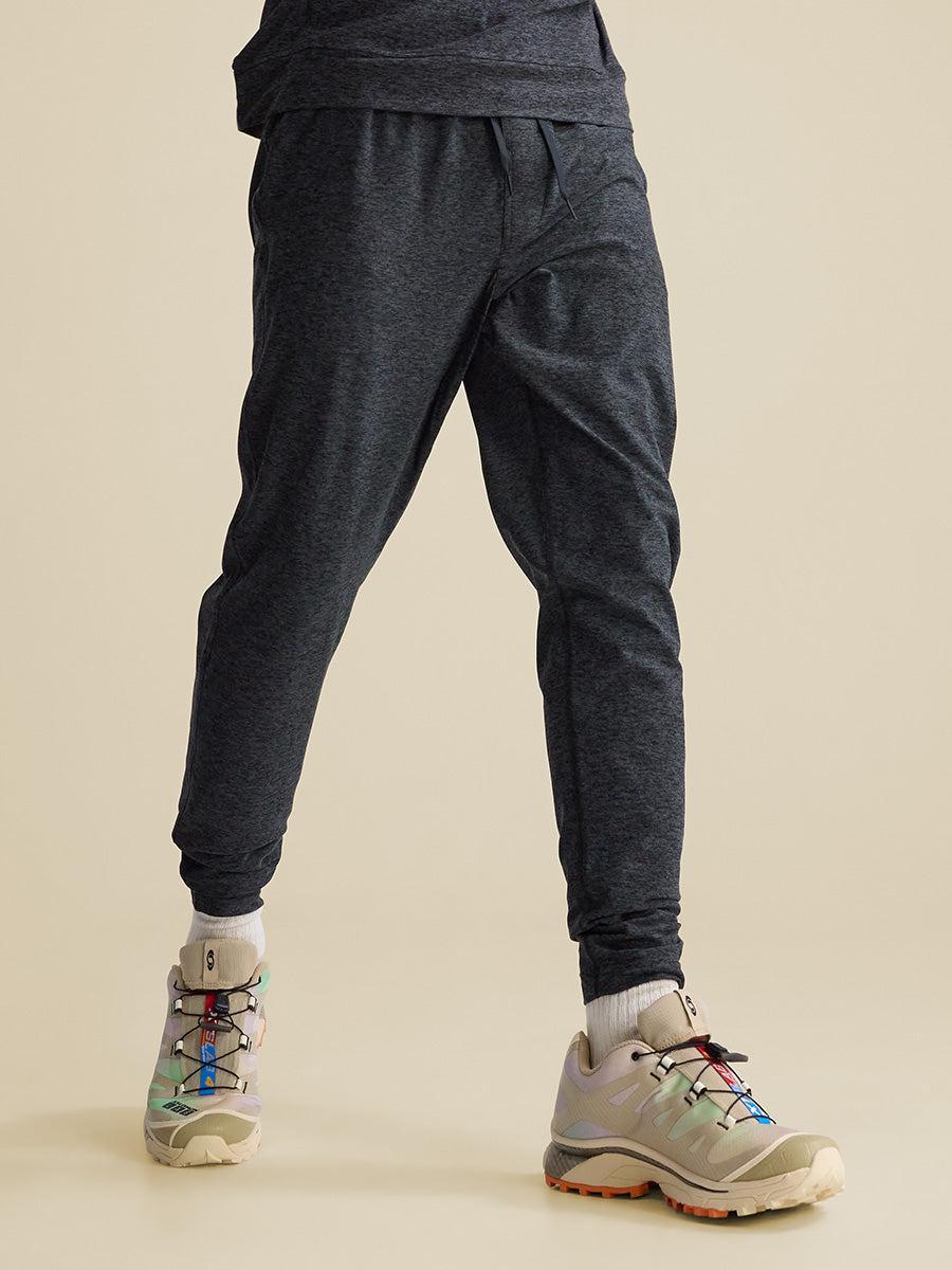 CloudKnit Slim Sweatpant Male Product Image