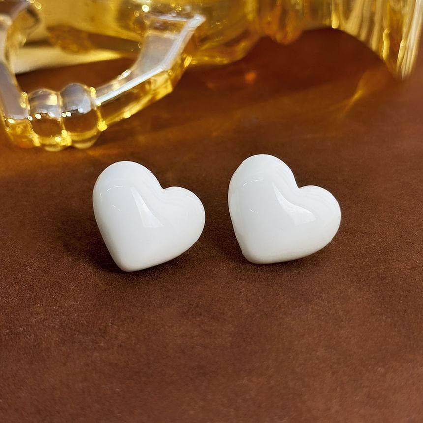 Heart Stud Earring Product Image