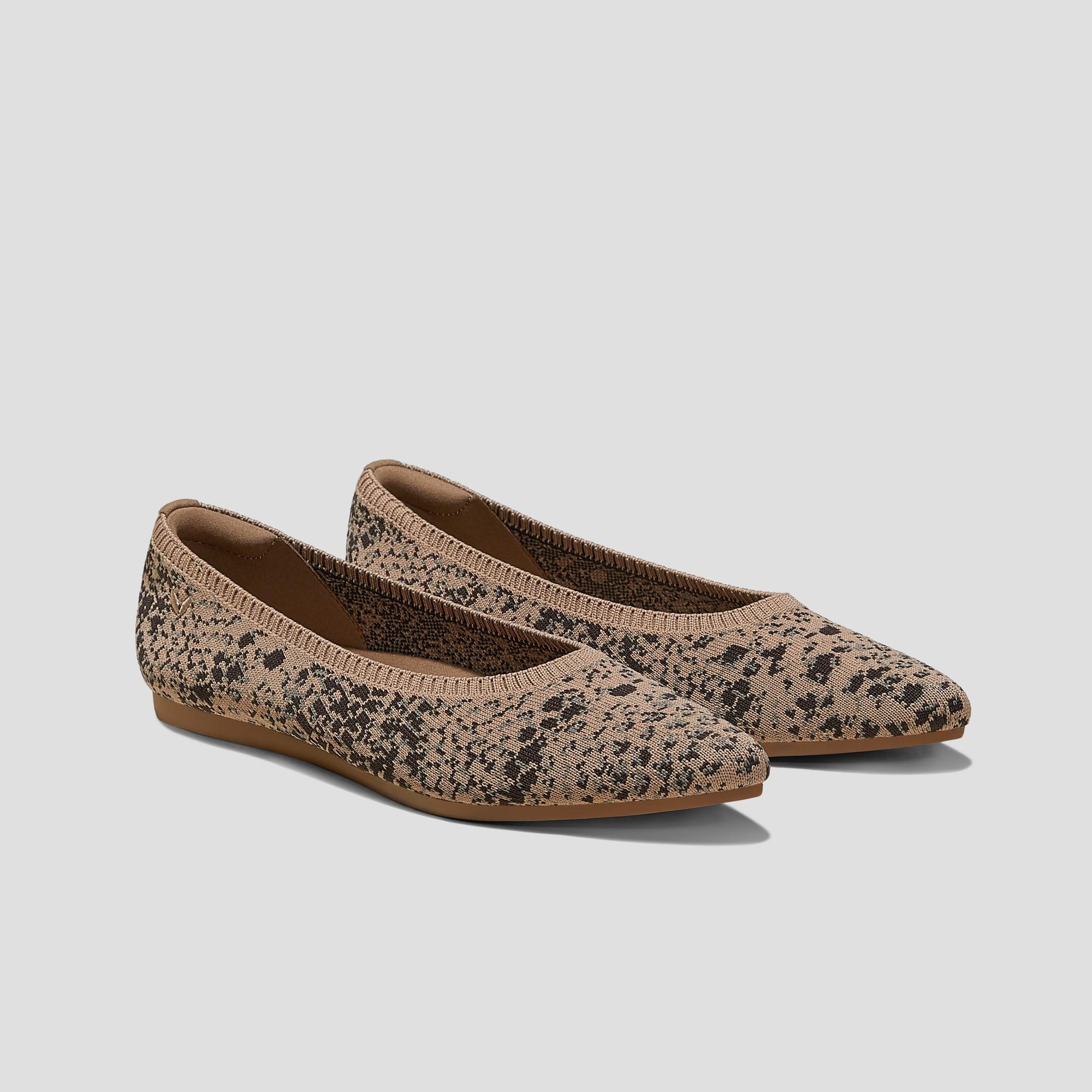 Pointed-Toe Ballet Flats (Aria 5°) Product Image