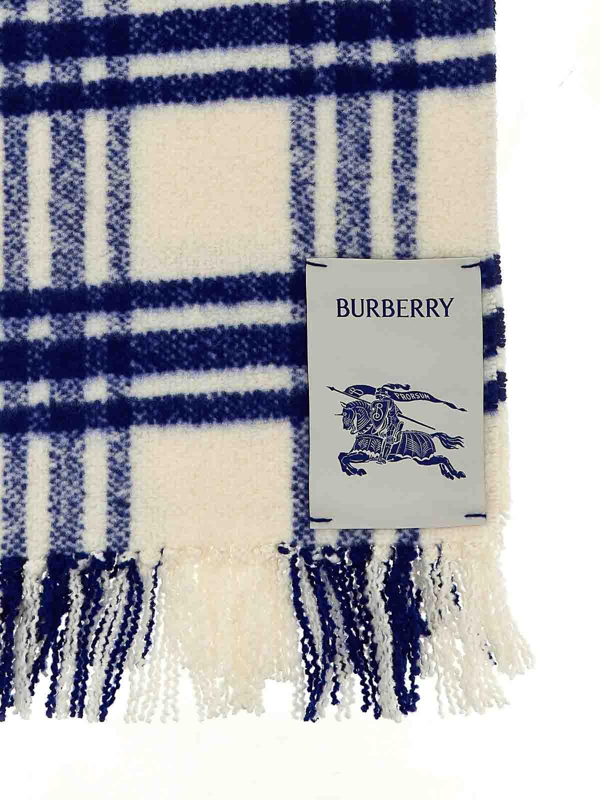 Check Scarf In Multicolour Product Image