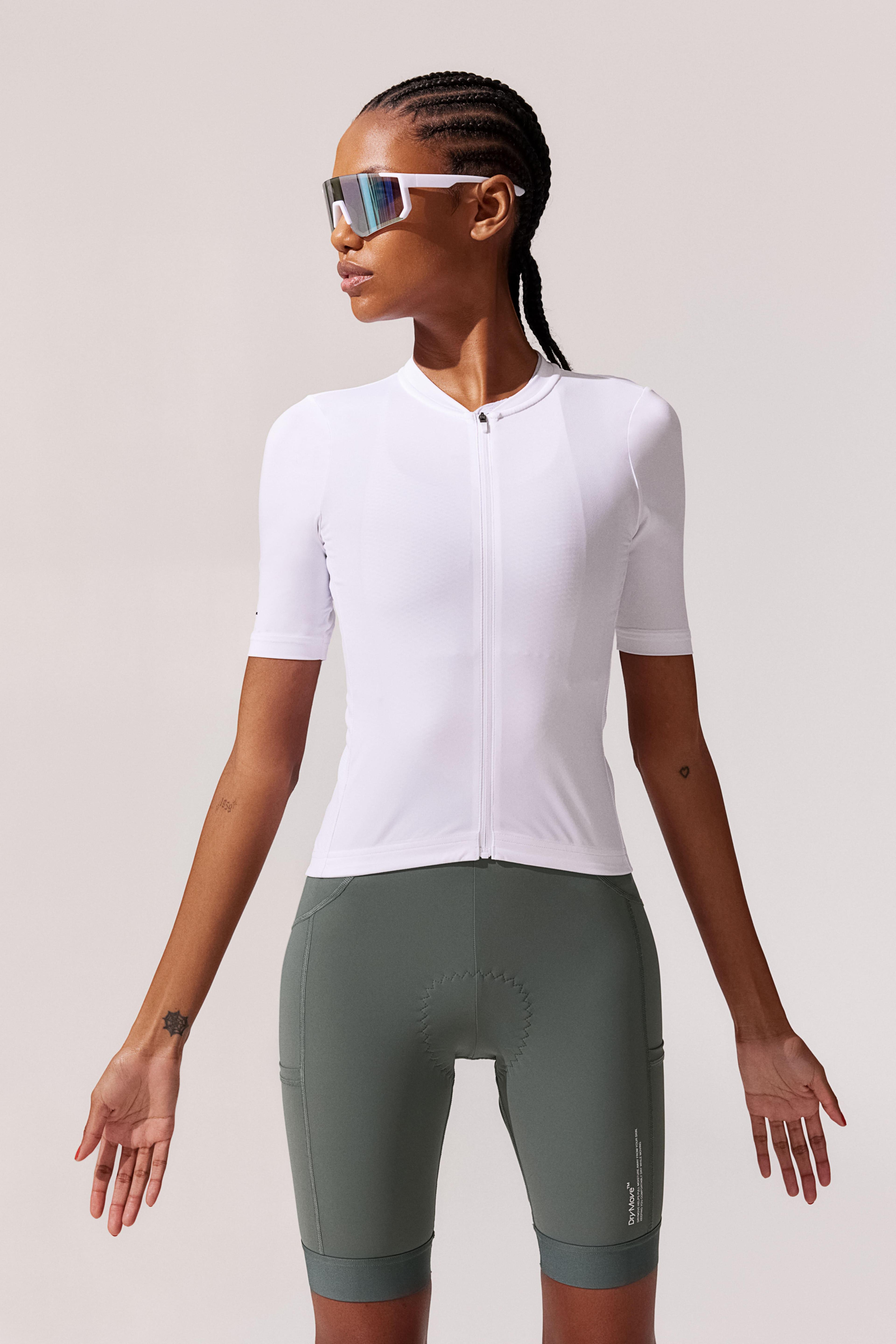 Lightweight Cycling Top in DryMove™ product image