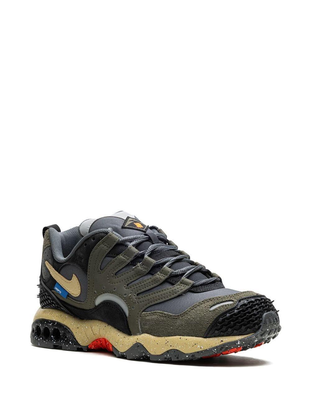 NIKE X Undefeated Air Terra Humara "cargo Khaki" Sneakers In Brown Product Image