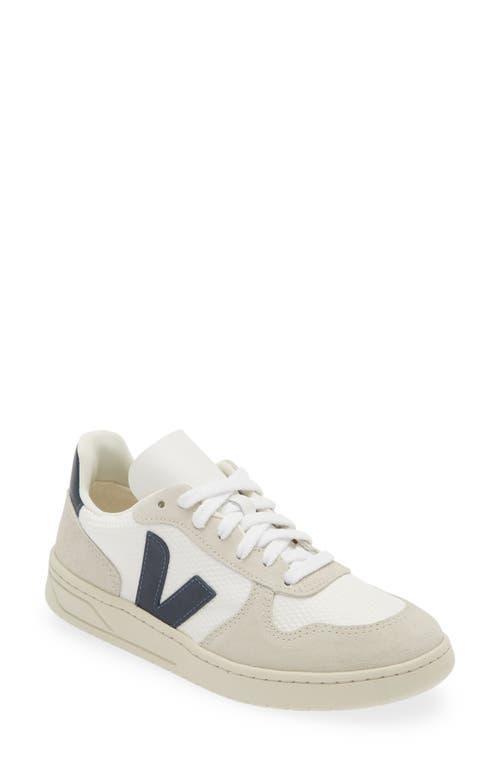 Veja V-10 B-Mesh Sneaker Product Image