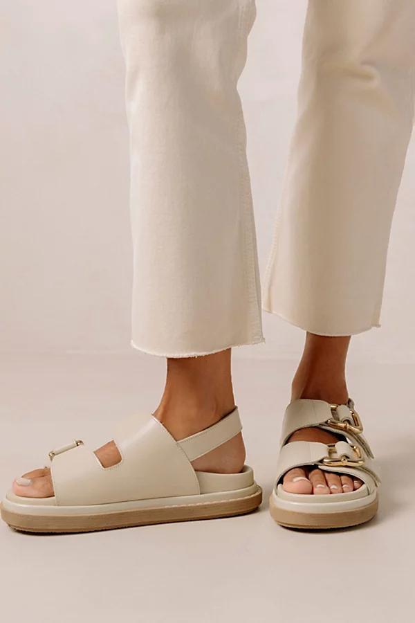 Alohas Womens Harper Leather Sandals Product Image