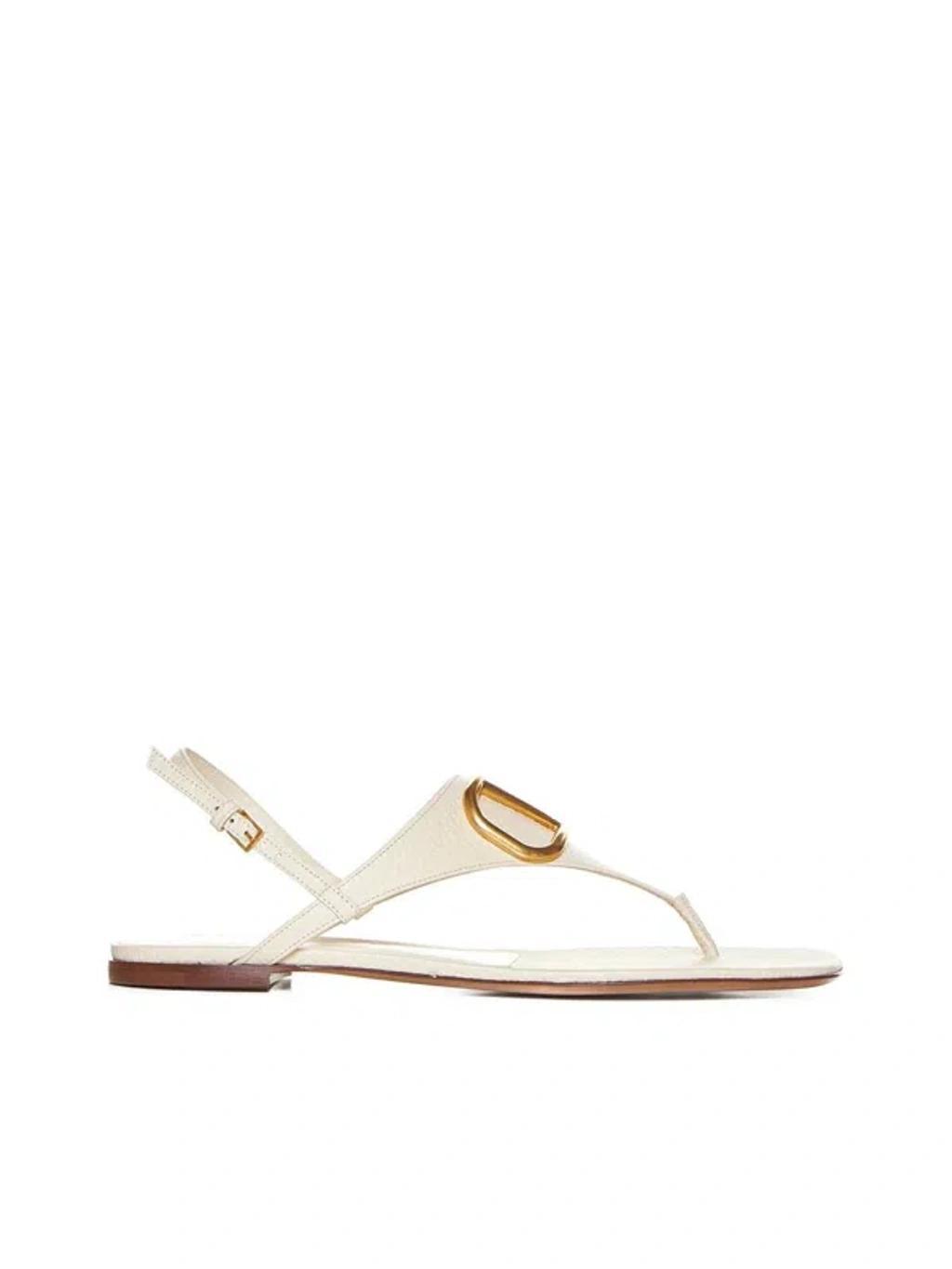 VALENTINO GARAVANI Valentino Vlogo Grainy Leather Sandal In Ivory Product Image