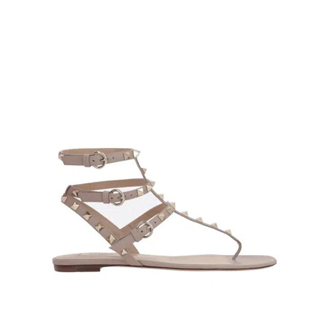 VALENTINO GARAVANI Rockstud Flip-flop Sandals In Beige Product Image