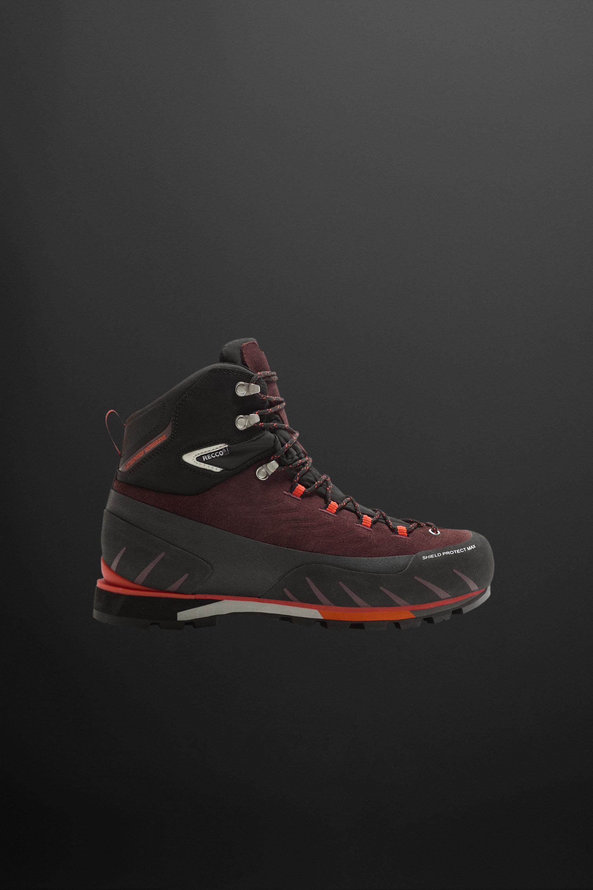 HIKING BOOT product image