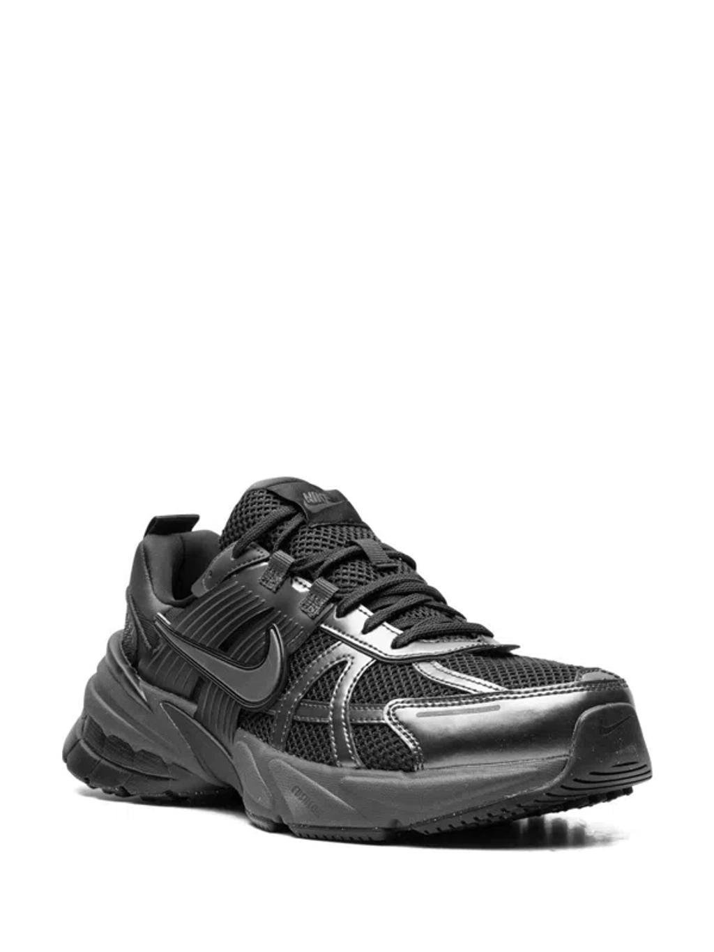 NIKE V2k Run "black/dark Smoke Grey" Sneakers Product Image