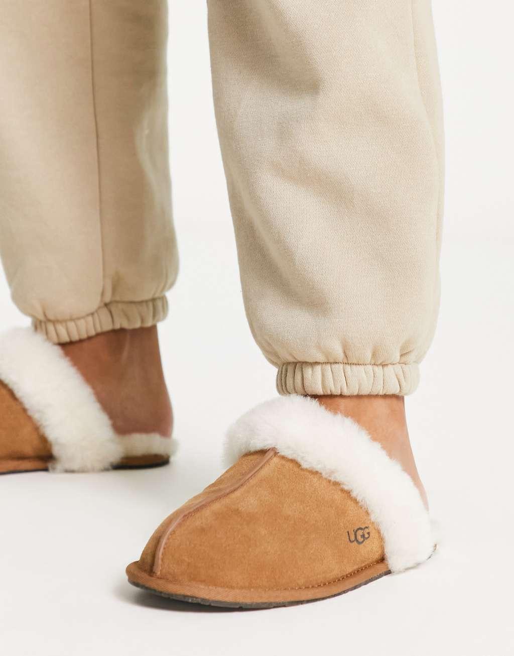 UGG Scuffette II (Chestnut II) Women's Slippers Product Image