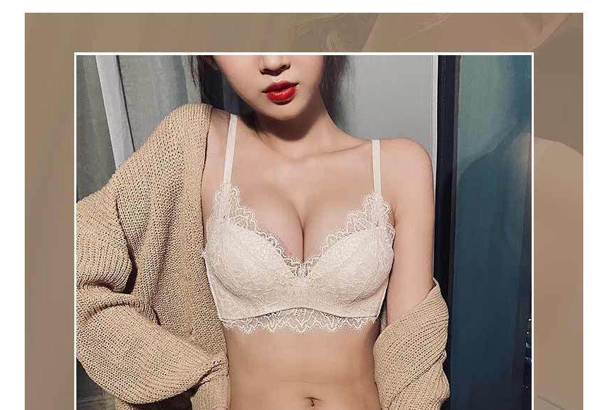 Set: Lace Bra Top + Panties Product Image