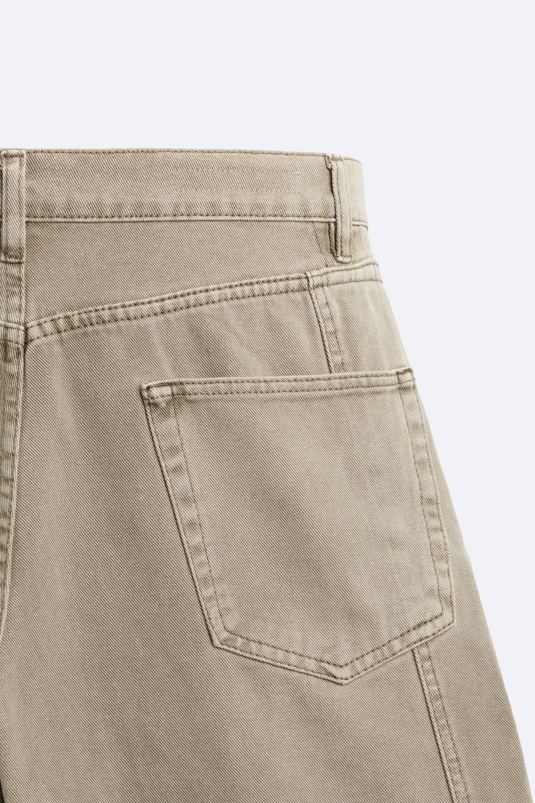 CARGO POCKET DENIM SHORTS Product Image