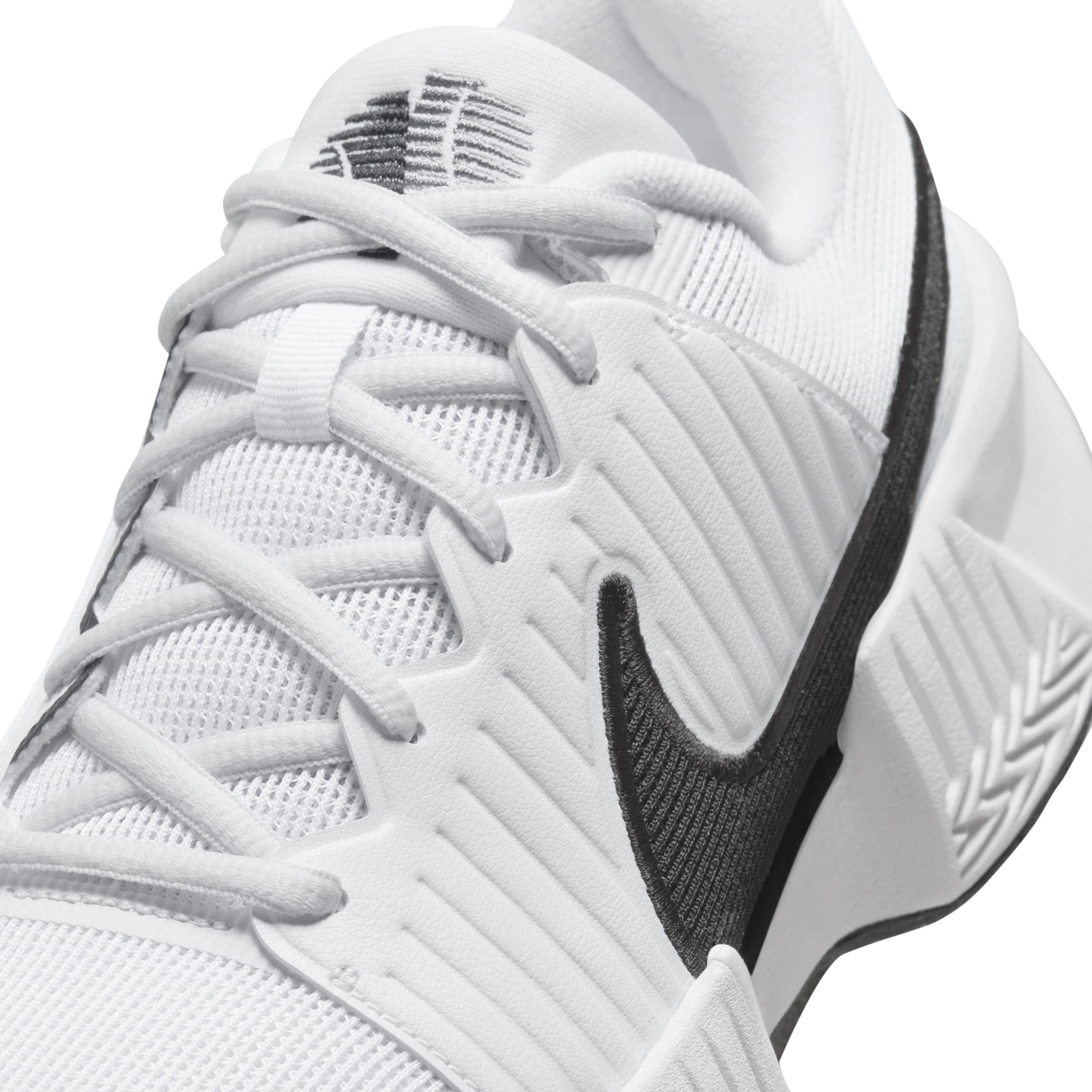 Nike Women's GP Challenge Pro Hard Court Tennis Shoes Product Image