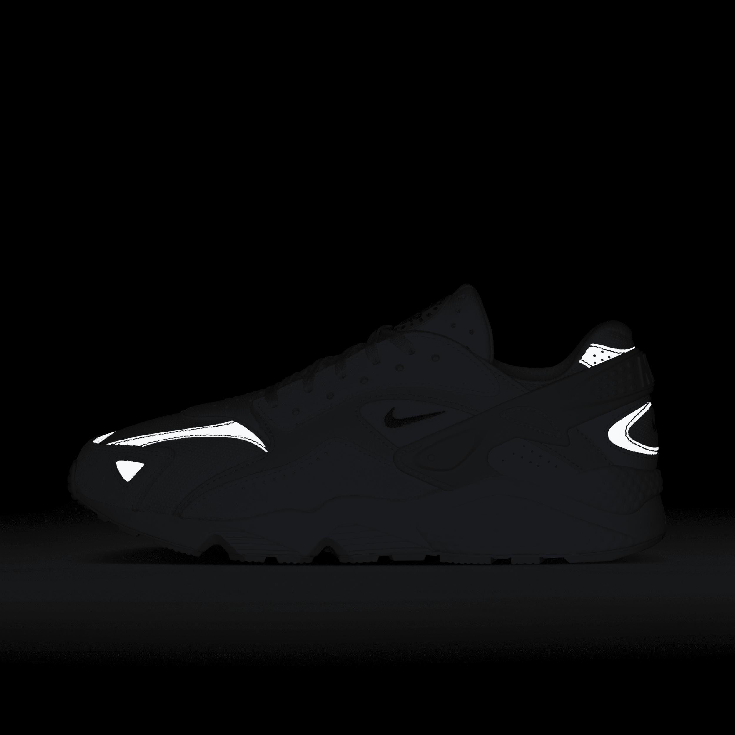 Nike Men's Air Huarache Runner Shoes Product Image